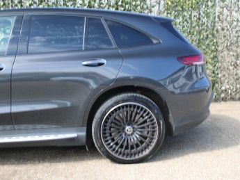 MERCEDES-BENZ EQC EQC 400 80kWh AMG Line (Premium Plus) SUV 5dr Electric Auto 4MAT