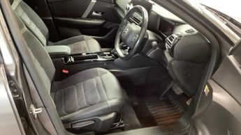 CITROEN e-C4 X 50kWh e-series Fastback 4dr Electric Auto (11kW Charger) (136 ps
