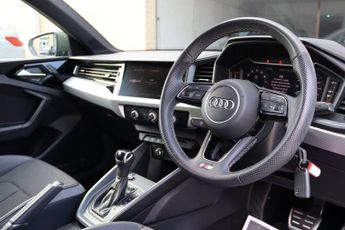 AUDI A1 1.0 TFSI 30 S LINE SPORTBACK