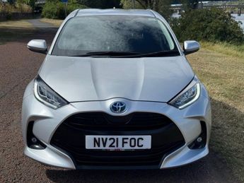 TOYOTA YARIS 1.5 VVT-h Design Hatchback 5dr Petrol Hybrid E-CVT Euro 6 (s/s) 