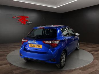 TOYOTA YARIS 1.5 VVT-i Icon Hatchback 5dr Petrol CVT Euro 6 (111 ps)