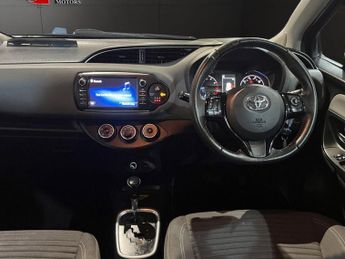 TOYOTA YARIS 1.5 VVT-i Icon Hatchback 5dr Petrol CVT Euro 6 (111 ps)