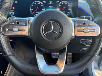 MERCEDES-BENZ EQC EQC 400 80kWh AMG Line SUV 5dr Electric Auto 4MATIC (408 ps)
