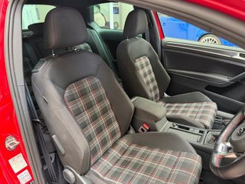 VOLKSWAGEN GOLF 2.0 TSI GTI Hatchback 3dr Petrol Manual Euro 6 (s/s) (230 ps)