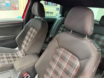 VOLKSWAGEN GOLF 2.0 TSI GTI Hatchback 3dr Petrol Manual Euro 6 (s/s) (230 ps)