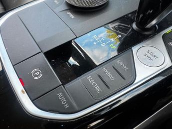 BMW 3 SERIES 2.0 330e 12kWh Sport Pro Saloon 4dr Petrol Plug-in Hybrid Auto E