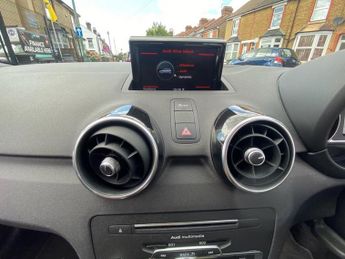 AUDI A1 1.4 TFSI Sport Sportback 5dr Petrol S Tronic Euro 6 (s/s) (Nav) 