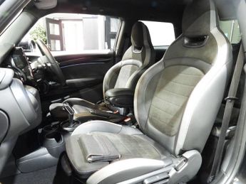 MINI HATCH 2.0 Cooper S Sport Hatchback 3dr Petrol Steptronic Euro 6 (s/s) 