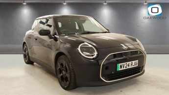 MINI 1300 160KW 54KWH SE EXCLUSIVE L3 Hatchback 3dr Electric Auto (218 ps)