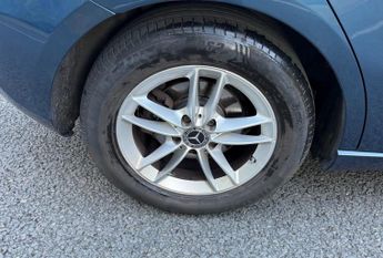 MERCEDES-BENZ A CLASS 1.5 A180d SE Hatchback 5dr Auto Diesel 7G-DCT Euro 6 (s/s) (116 
