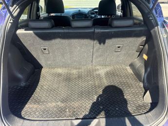 NISSAN JUKE 1.5 dCi Tekna SUV 5dr Diesel Manual Euro 6 (s/s) (110 ps)