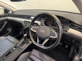 VOLKSWAGEN PASSAT 1.5 TSI EVO SEL Estate 5dr Petrol DSG Euro 6 (s/s) (150 ps)