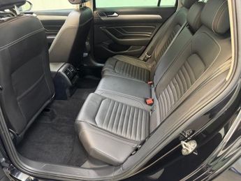 VOLKSWAGEN PASSAT 1.5 TSI EVO SEL Estate 5dr Petrol DSG Euro 6 (s/s) (150 ps)