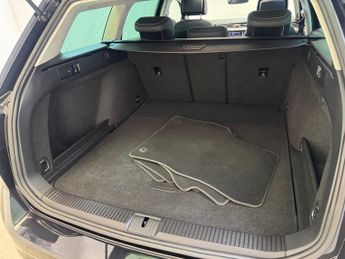 VOLKSWAGEN PASSAT 1.5 TSI EVO SEL Estate 5dr Petrol DSG Euro 6 (s/s) (150 ps)