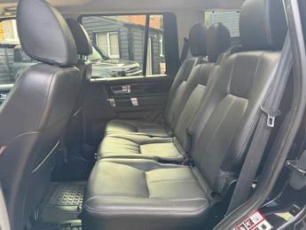 LAND ROVER DISCOVERY 4 3.0 SD V6 HSE SUV 5dr Diesel Auto 4WD Euro 5 (255 bhp)