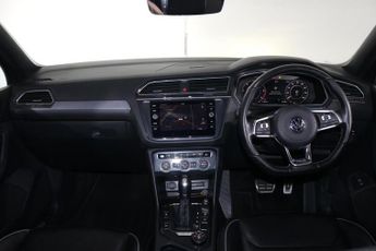 VOLKSWAGEN TIGUAN 2.0 TDI R-Line SUV 5dr Diesel DSG 4Motion Euro 6 (s/s) (150 ps)
