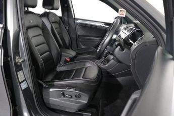 VOLKSWAGEN TIGUAN 2.0 TDI R-Line SUV 5dr Diesel DSG 4Motion Euro 6 (s/s) (150 ps)