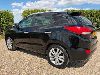 HYUNDAI IX35 2.0 CRDi Premium SUV 5dr Diesel Auto 4WD Euro 5 (184 ps)