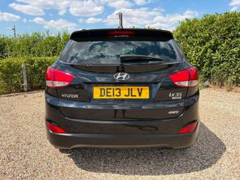 HYUNDAI IX35 2.0 CRDi Premium SUV 5dr Diesel Auto 4WD Euro 5 (184 ps)
