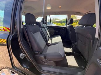 VAUXHALL ZAFIRA 1.6 16V Exclusiv MPV 5dr Petrol Manual Euro 5 (115 ps)