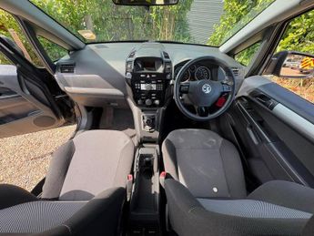 VAUXHALL ZAFIRA 1.6 16V Exclusiv MPV 5dr Petrol Manual Euro 5 (115 ps)