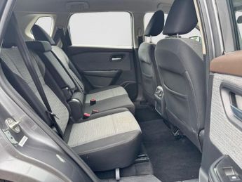 NISSAN X-TRAIL 1.5 DIG-T MHEV Acenta Premium SUV 5dr Petrol Hybrid XTRON Euro 6