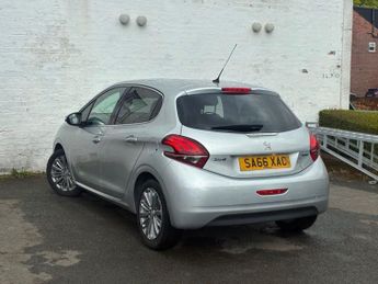 PEUGEOT 208 1.2 PureTech Allure Hatchback 5dr Petrol Manual Euro 6 (82 ps)