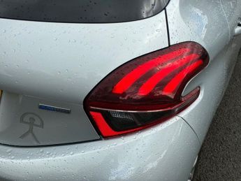 PEUGEOT 208 1.2 PureTech Allure Hatchback 5dr Petrol Manual Euro 6 (82 ps)