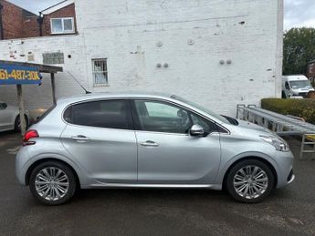 PEUGEOT 208 1.2 PureTech Allure Hatchback 5dr Petrol Manual Euro 6 (82 ps)