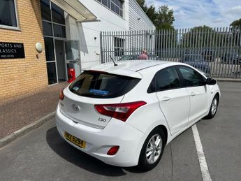 HYUNDAI I30 1.4 Active Hatchback 5dr Petrol Manual Euro 5 (100 ps)-2 Owner C