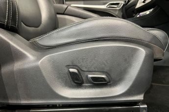 MG MG ZS 44.5kWh Exclusive SUV 5dr Electric Auto (143 ps) Panoramic Sky R