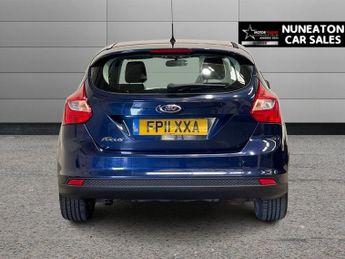 FORD FOCUS 1.6 TDCi Zetec Hatchback 5dr Diesel Manual Euro 5 (s/s) (115 ps)