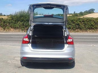 FORD FOCUS 1.6 TDCi Titanium Hatchback 5dr Diesel Manual Euro 5 (s/s) (115 