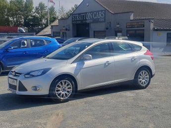 FORD FOCUS 1.6 TDCi Titanium Hatchback 5dr Diesel Manual Euro 5 (s/s) (115 