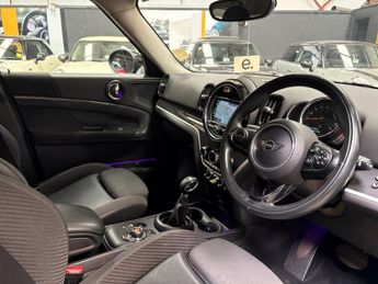 MINI COUNTRYMAN 1.5 7.6kWh GPF Cooper SE SUV 5dr Petrol Plug-in Hybrid Auto ALL4
