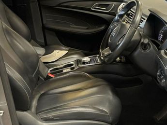 MG MG5 61.1kWh Exclusive Long Range Estate 5dr Electric Auto (156 ps)