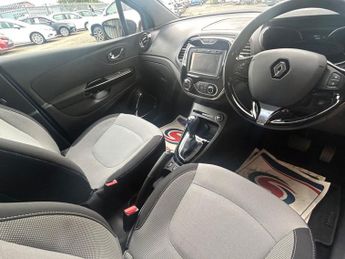 RENAULT CAPTUR 1.5 dCi Dynamique S MediaNav SUV 5dr Diesel EDC Euro 5 (90 ps)