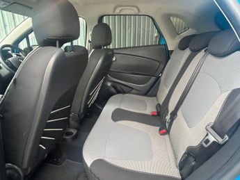 RENAULT CAPTUR 1.5 dCi Dynamique S MediaNav SUV 5dr Diesel EDC Euro 5 (90 ps)