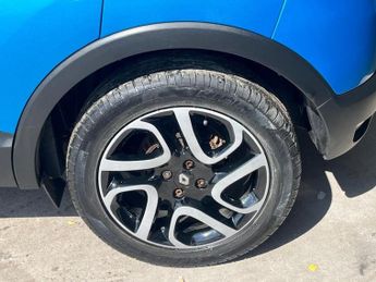 RENAULT CAPTUR 1.5 dCi Dynamique S MediaNav SUV 5dr Diesel EDC Euro 5 (90 ps)