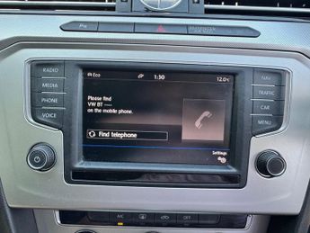 VOLKSWAGEN PASSAT 2.0 TDI BlueMotion Tech SE Business Estate 5dr Diesel DSG Euro 6