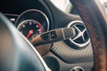 MERCEDES-BENZ A CLASS 2.1 A200d AMG Line (Premium) Hatchback 5dr Diesel 7G-DCT Euro 6 