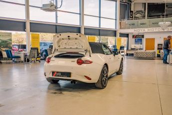 MAZDA MX-5 2.0 SKYACTIV-G Sport Nav Convertible 2dr Petrol Manual Euro 6 (1