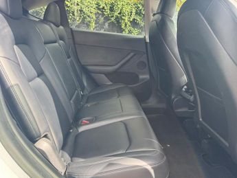 TESLA MODEL Y (Dual Motor) Long Range SUV 5dr Electric Auto 4WDE 