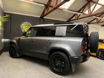 LAND ROVER DEFENDER 3.0 D300 MHEV HSE SUV 5dr Diesel Auto 4WD Euro 6 (s/s) (300 ps)