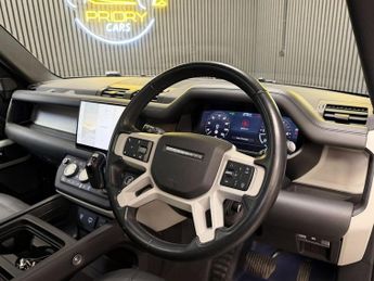 LAND ROVER DEFENDER 3.0 D300 MHEV HSE SUV 5dr Diesel Auto 4WD Euro 6 (s/s) (300 ps)