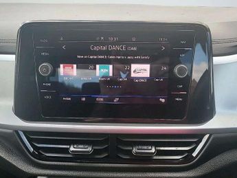 VOLKSWAGEN T-ROC 1.5 TSI Life SUV 5dr Petrol DSG Euro 6 (s/s) (150 ps)