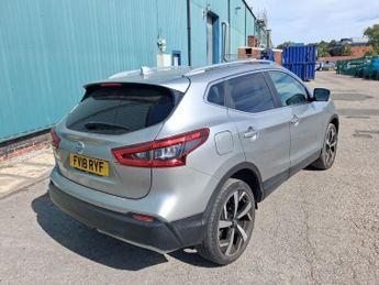 NISSAN QASHQAI 1.6 dCi Tekna SUV 5dr Diesel XTRON Euro 6 (s/s) (130 ps)