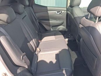 NISSAN QASHQAI 1.6 dCi Tekna SUV 5dr Diesel XTRON Euro 6 (s/s) (130 ps)