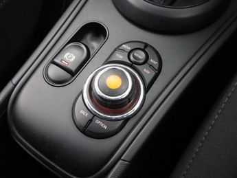 MINI COUNTRYMAN 1.5 Cooper Sport SUV 5dr Petrol Steptronic Euro 6 (s/s) (136 ps)