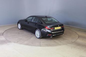 BMW 3 SERIES 2.0 330e 12kWh SE Pro Saloon 4dr Petrol Plug-in Hybrid Auto Euro